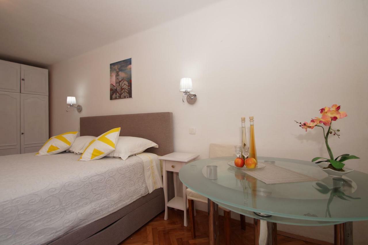 Guest House Holiday Korčula Esterno foto